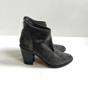 Dolce Vita | Stevie Grey Suede Leather Boots